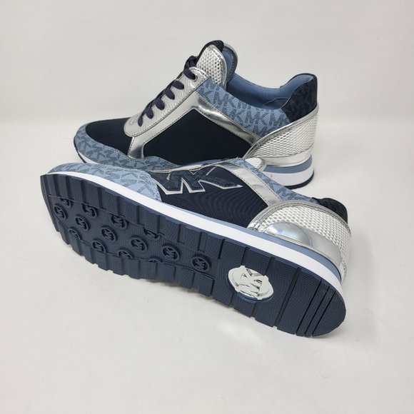 Maddy Trainer Color-Block Signature Sneakers - Picture 4 of 9